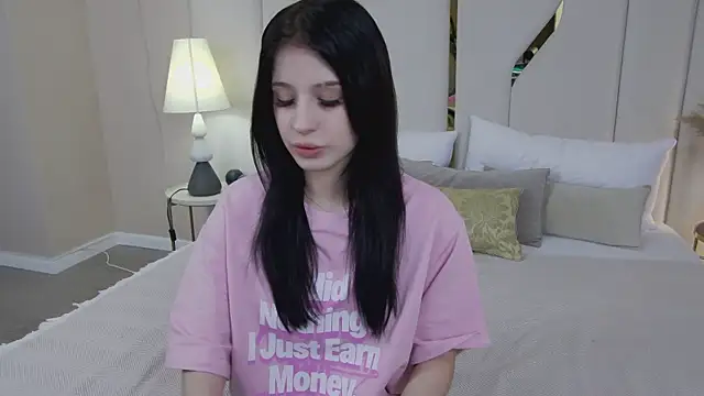 JaneRayan online show from April 14, 5:08 pm