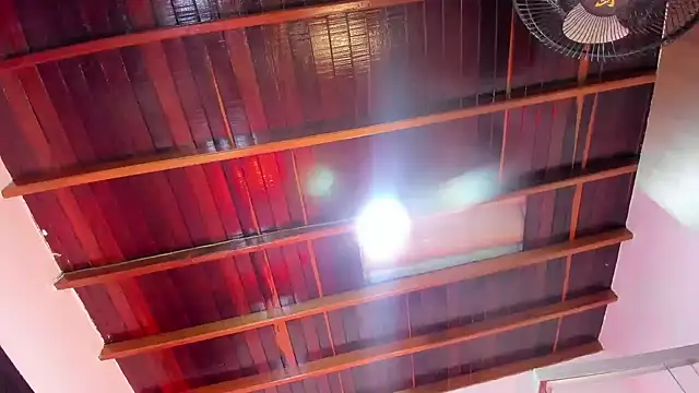 Small Hot19 online show from October 9, 10:13 am