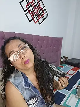 AlessandraLeroy online show from January 15, 1:21 am