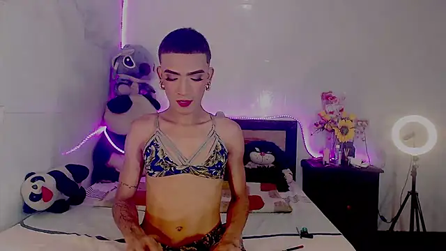 Snapshot of KimberlyXtreme chatting on September 15, 2:11 am KimberlyXtreme online show from September 15, 2:11 am