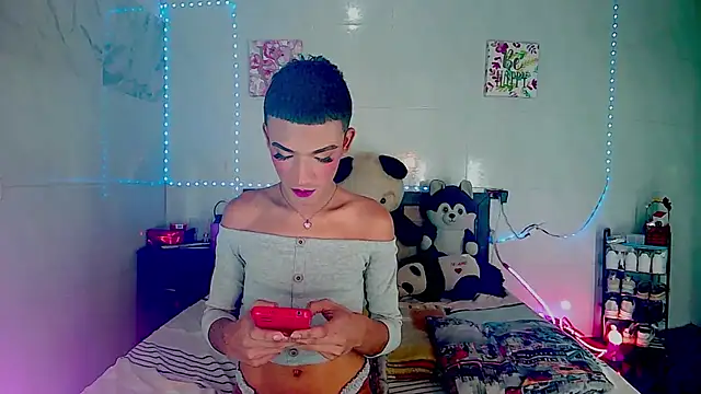 Snapshot of KimberlyXtreme chatting on October 19, 6:08 pm KimberlyXtreme online show from October 19, 6:08 pm