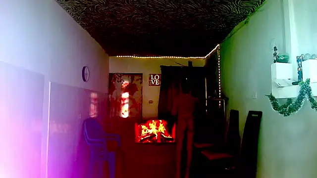 KimberlyXtreme online show from December 14, 6:23 pm