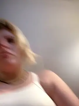 KITTYBOOBOOFUXX online show from March 1, 8:05 am