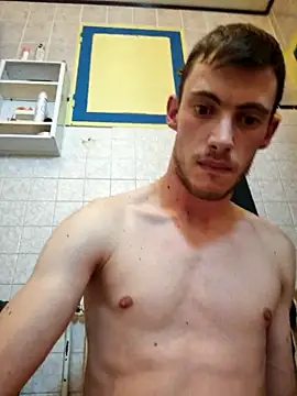 Snapshot of Yukysama79 chatting on November 12, 7:57 pm Yukysama79 online show from November 12, 7:57 pm