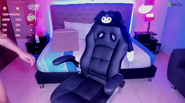 Snapshot of _Lilly_miller chatting on March 12, 1:08 pm Lilly miller online show from March 12, 1:08 pm