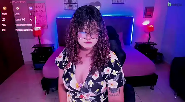 Snapshot of _Lilly_miller chatting on March 15, 4:32 pm Lilly miller online show from March 15, 4:32 pm