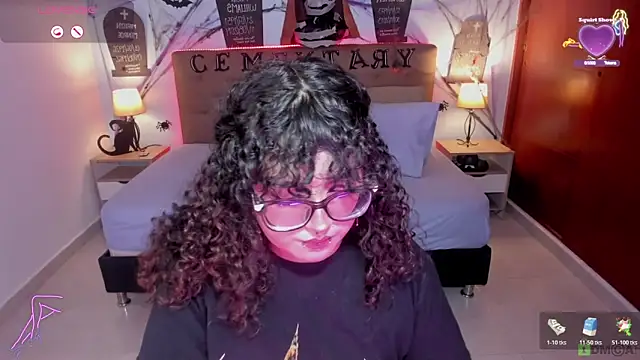 Snapshot of _Lilly_miller chatting on October 18, 8:42 pm Lilly miller online show from October 18, 8:42 pm