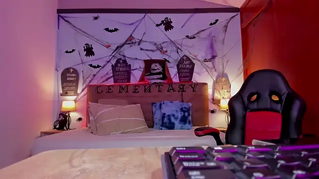 Snapshot of _Lilly_miller chatting on October 28, 7:27 pm Lilly miller online show from October 28, 7:27 pm