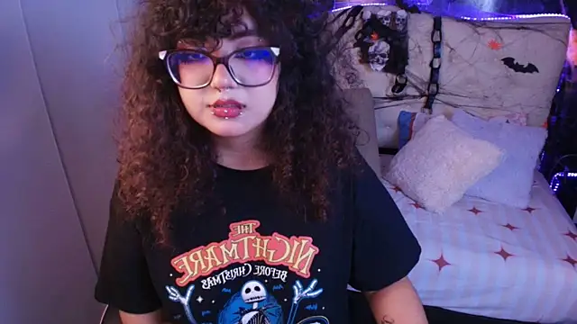 Snapshot of _Lilly_miller chatting on October 31, 10:16 am Lilly miller online show from October 31, 10:16 am