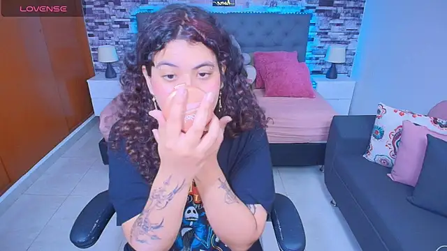 Snapshot of _Lilly_miller chatting on November 5, 5:46 pm Lilly miller online show from November 5, 5:46 pm