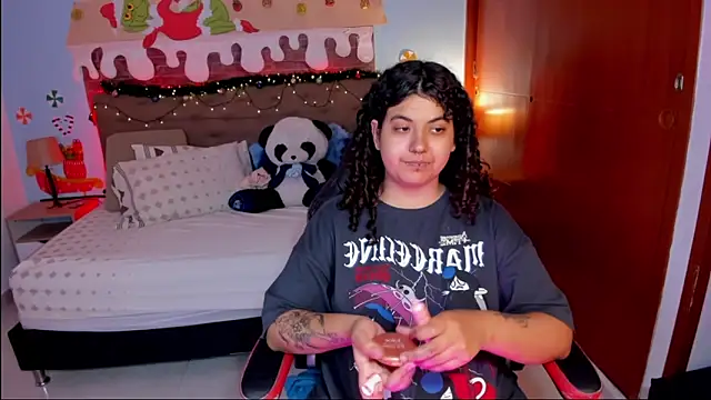 Snapshot of _Lilly_miller chatting on December 14, 9:52 pm Lilly miller online show from December 14, 9:52 pm