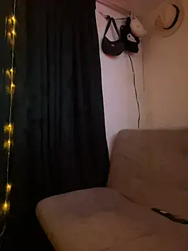 Mia cullen  online show from March 19, 2:59 am