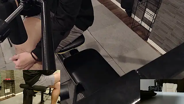 Stretch-man online show from December 3, 5:22 pm