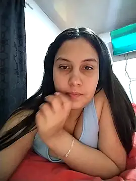 Snapshot of esmeralda_jadees chatting on April 19, 6:10 pm esmeralda jadees online show from April 19, 6:10 pm