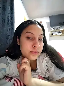 Snapshot of esmeralda_jadees chatting on May 7, 1:16 pm esmeralda jadees online show from May 7, 1:16 pm