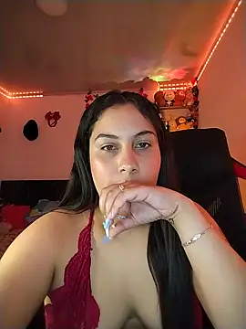 Snapshot of esmeralda_jadees chatting on May 23, 1:22 am esmeralda jadees online show from May 23, 1:22 am