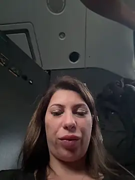 Snapshot of Alicedream5 chatting on October 10, 3:22 pm Alicedream5 online show from October 10, 3:22 pm