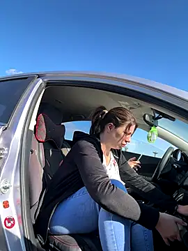 Snapshot of Alicedream5 chatting on October 19, 11:00 am Alicedream5 online show from October 19, 11:00 am