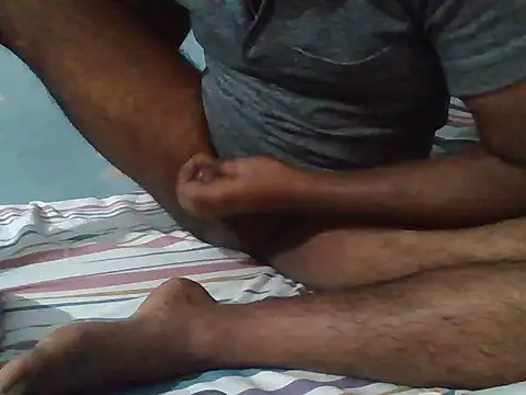 Snapshot of teluguboy99989 chatting on March 2, 9:38 am teluguboy99989 online show from March 2, 9:38 am