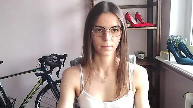 love megi online show from February 12, 2:23 pm