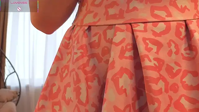 Snapshot of Kira_mindnes chatting on January 19, 6:39 am Kira mindnes online show from January 19, 6:39 am