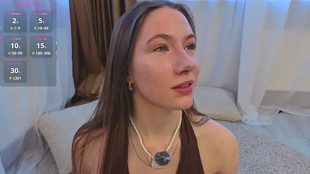 Snapshot of Kira_mindnes chatting on February 7, 5:44 am Kira mindnes online show from February 7, 5:44 am