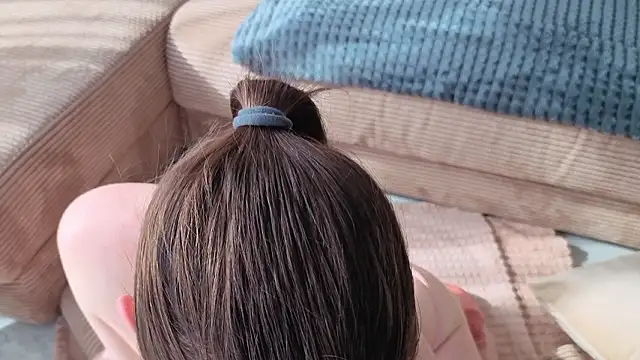 Snapshot of Kira_mindnes chatting on March 27, 8:26 am Kira mindnes online show from March 27, 8:26 am