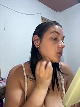 roldanmary online show from February 10, 2:59 am