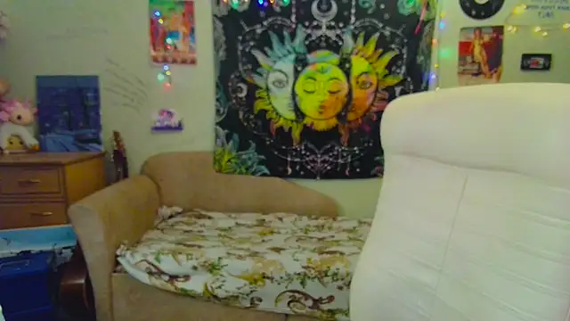 Lil foxxx online show from March 7, 1:18 pm