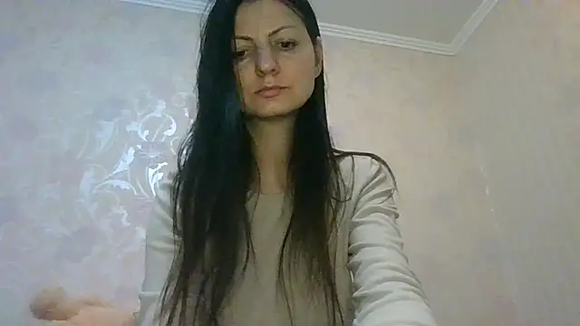 AliseWats online show from March 26, 8:36 pm