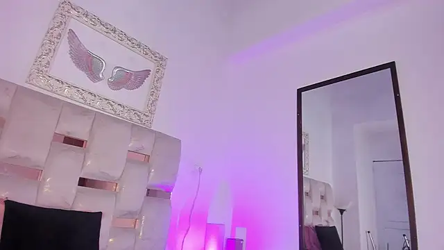 Lola Blondie online show from April 7, 11:43 am