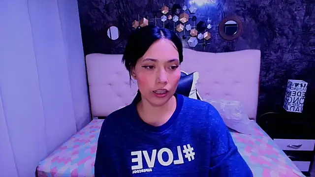 Snapshot of _LiilyWong chatting on September 20, 4:57 am LiilyWong online show from September 20, 4:57 am