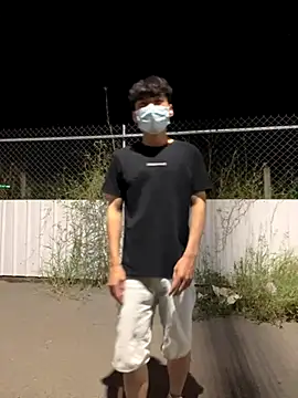 Snapshot of chipboo chatting on September 20, 3:02 pm chipboo online show from September 20, 3:02 pm