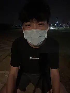 Snapshot of chipboo chatting on October 1, 3:18 pm chipboo online show from October 1, 3:18 pm