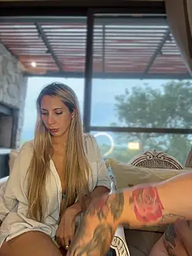 CarinaRose online show from April 21, 9:06 pm