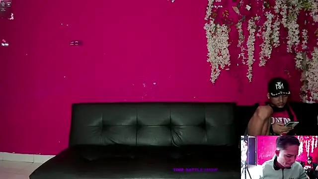 Snapshot of hot_dirty_paradise_66 chatting on October 25, 2:08 am hot dirty paradise 66 online show from October 25, 2:08 am