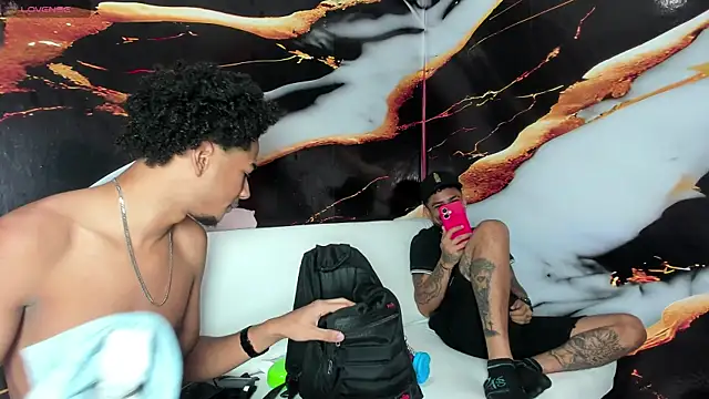 Snapshot of hot_dirty_paradise_66 chatting on February 18, 4:19 am hot dirty paradise 66 online show from February 18, 4:19 am