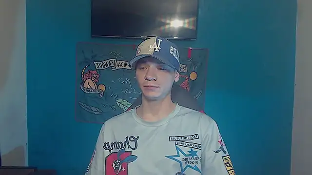 Snapshot of Burperking420_ chatting on April 23, 6:32 pm Burperking420 online show from April 23, 6:32 pm