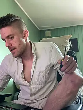 93tomten online show from March 16, 7:15 am