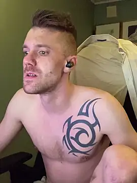 93tomten online show from March 18, 10:26 pm