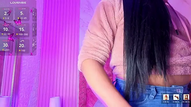 goldilockss15 online show from April 9, 11:15 am