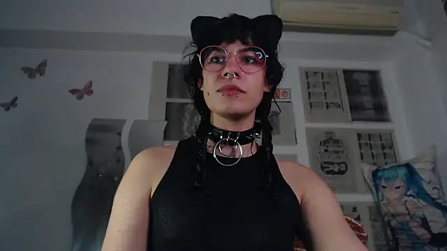 Snapshot of PainPrince69 chatting on March 20, 5:12 am PainPrince69 online show from March 20, 5:12 am