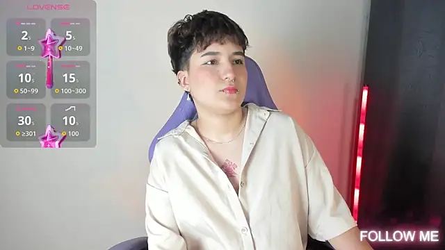 emma cute7 online show from November 19, 3:06 am