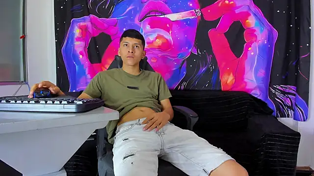 MAXXY CUTE online show from March 22, 4:58 pm