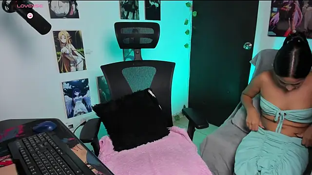 Vickysth online show from April 10, 11:42 pm