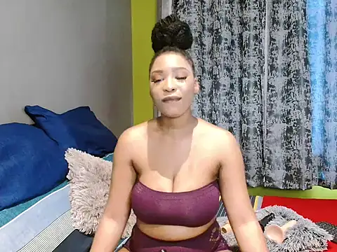 Tallwildnspicey98 online show from November 7, 6:35 am