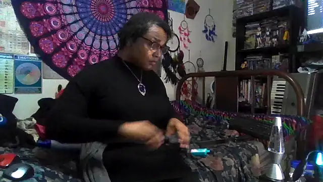 GardeniaFields online show from November 29, 6:38 am