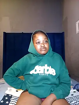 SexyShybarbie online show from April 2, 8:06 pm