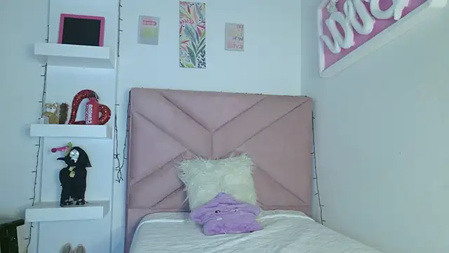 eva sin18 online show from April 9, 11:21 pm