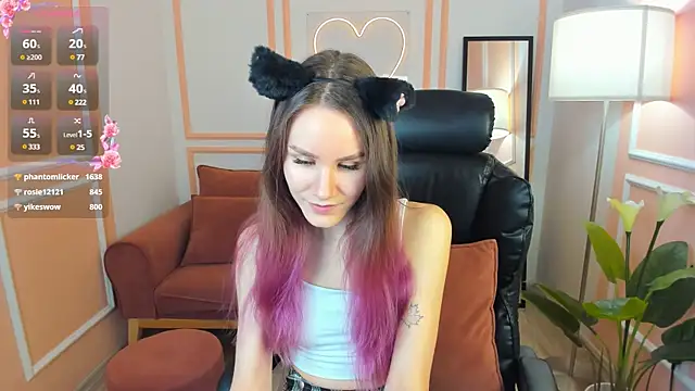 Snapshot of Clare__Florence chatting on March 21, 7:35 pm Clare Florence online show from March 21, 7:35 pm